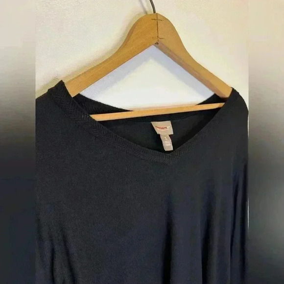 Chico’s women’s black pullover top oversized lightweight knitted v-neck size 3 - Picture 5 of 12
